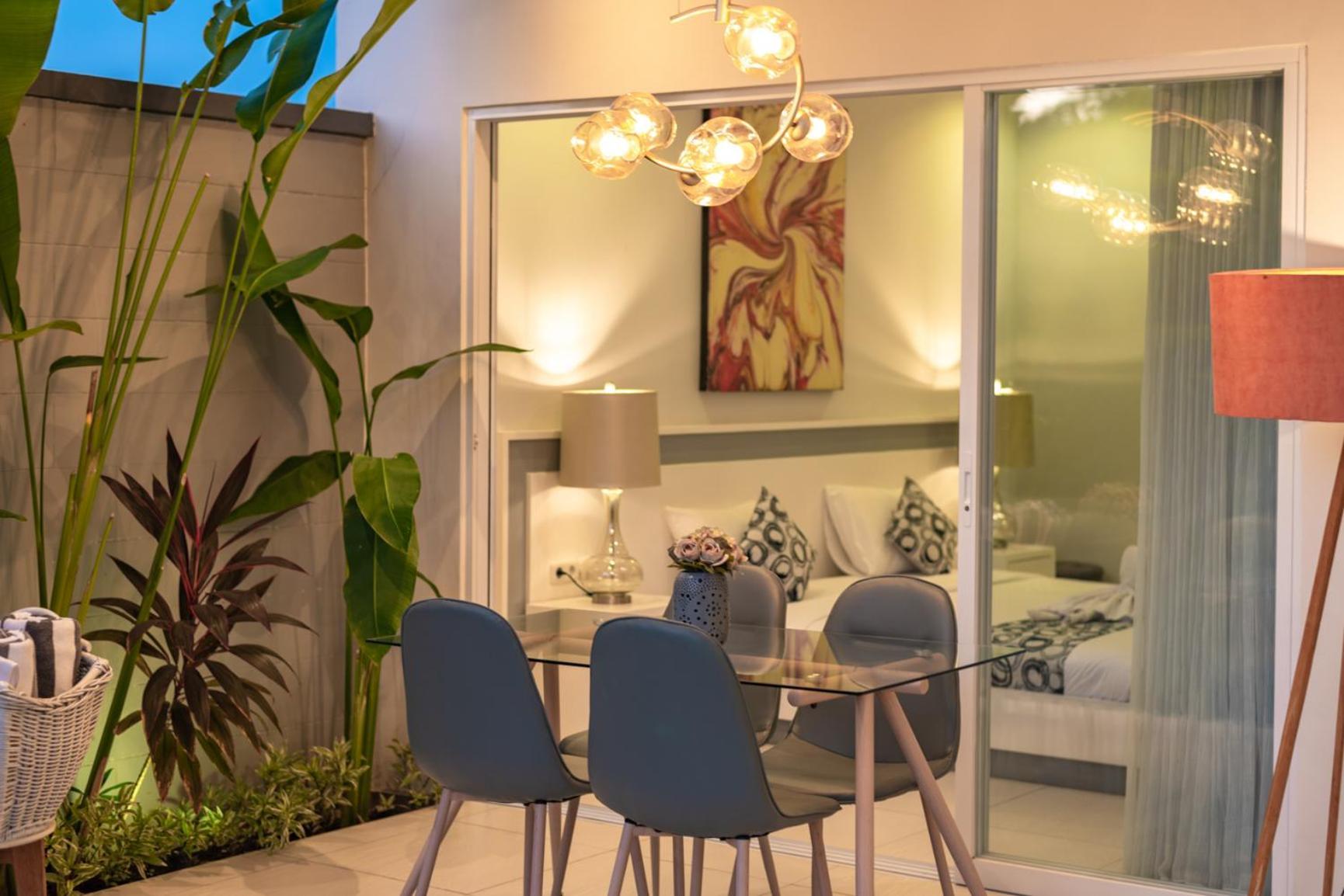 Villa Shiva โลวินา ภายนอก รูปภาพ